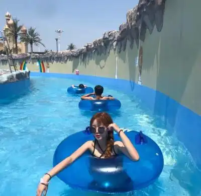 戴眼镜社会女头.