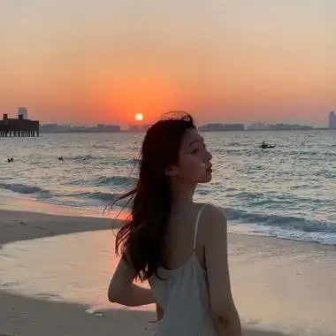 2020女生背影头像大全