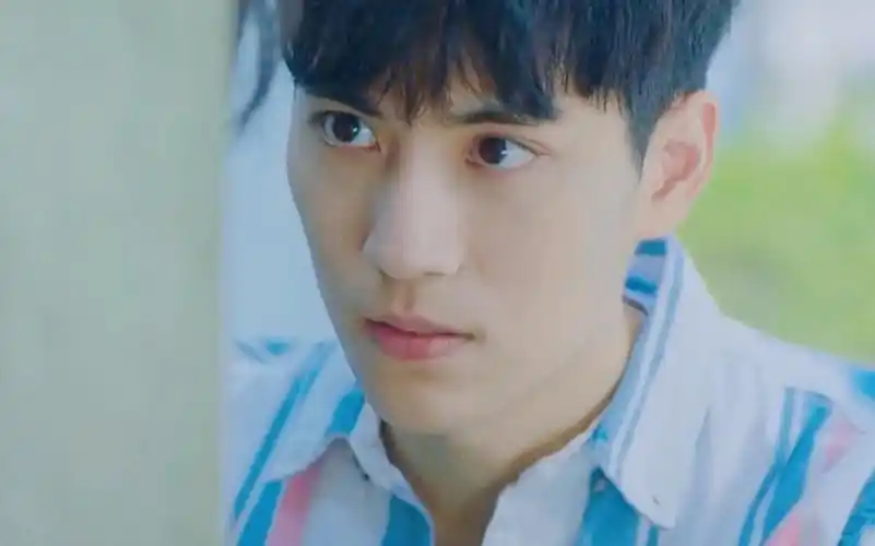 永远的第一名周书逸你好笨他早就喜欢你了你看不出来吗