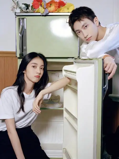 万鹏俞彬bobosnap