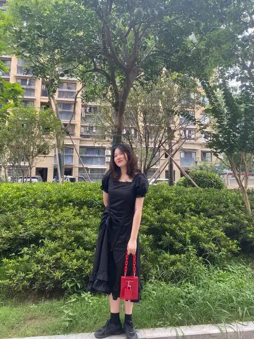 17014078微胖我不说谁看得出来我140斤