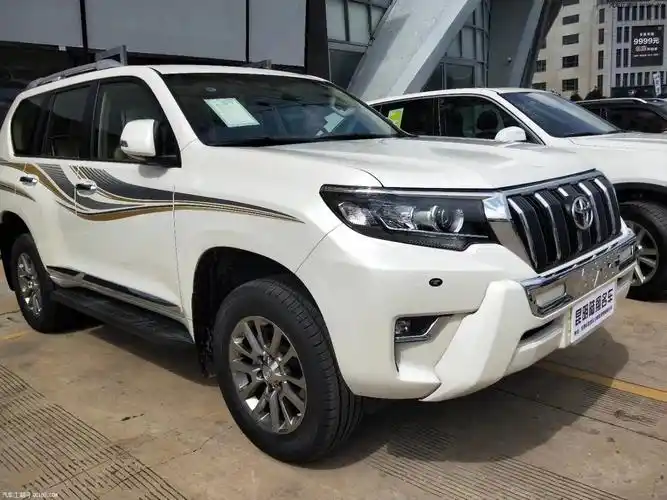 2020款丰田霸道2700 真皮九气囊后挂高配