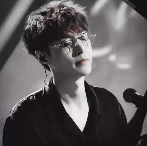 爱豆头像 |张艺兴