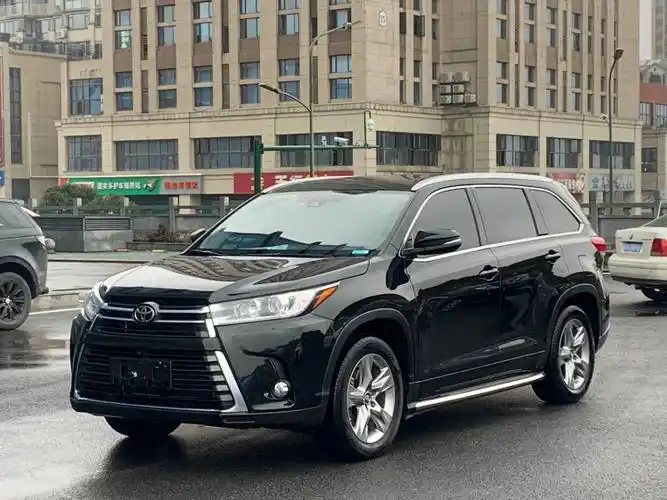 21年丰田汉兰达,四驱尊贵版,一万公里,原版原漆,带360环影