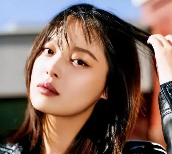 没想到37岁的辛芷蕾竟以这种方式给所有演员提了一个醒