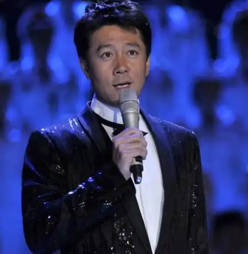 蔡国庆:拒绝那英,娶圈外妻子,如今儿子成他骄傲