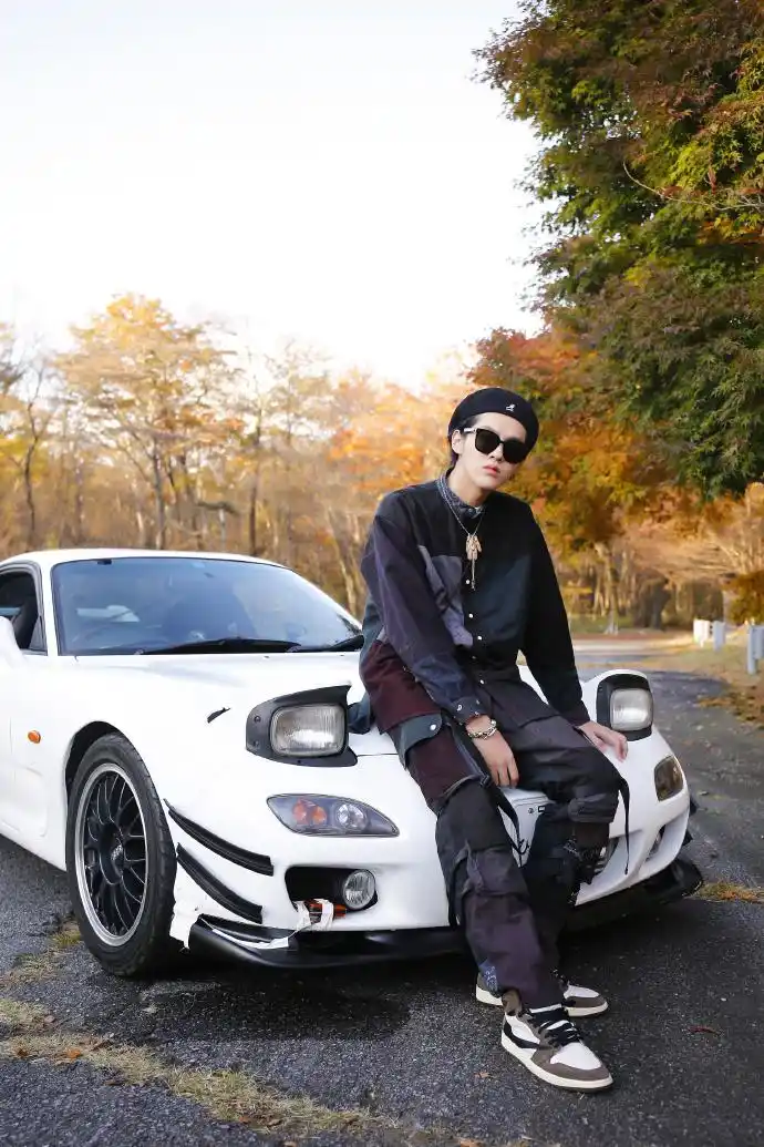 吴亦凡新闻200221吴亦凡潮流合伙人迎来收官之夜化身车神于秋名山圆梦