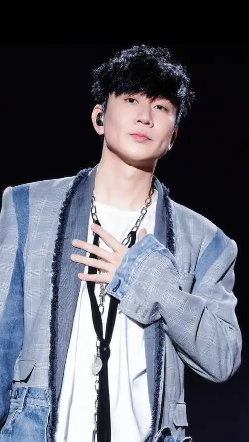 林俊杰丨993435 3932353439323538丨手机壁纸