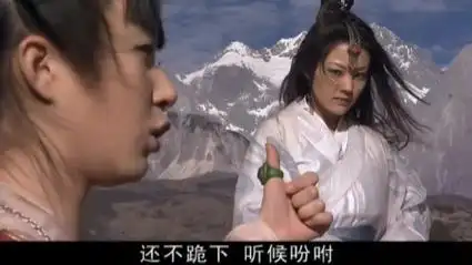 虚竹不敌李秋水,竟让天山童姥被削去一指,跳崖自尽