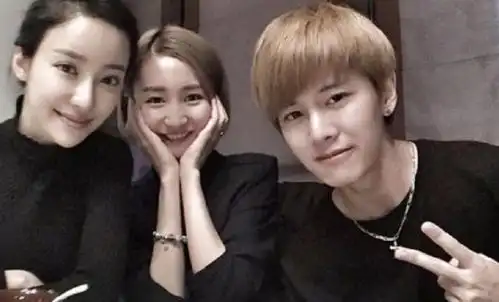 任嘉伦离婚了吗为什么不带婚戒老婆是谁聂欢什么学历个人资料