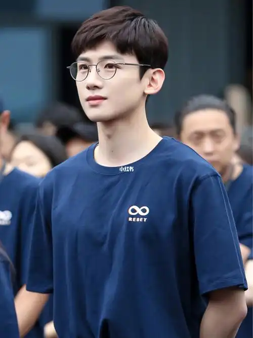 工科男09白敬亭戴眼镜yyds 赵今麦也好美_白敬亭_娱乐_明星娱乐资讯