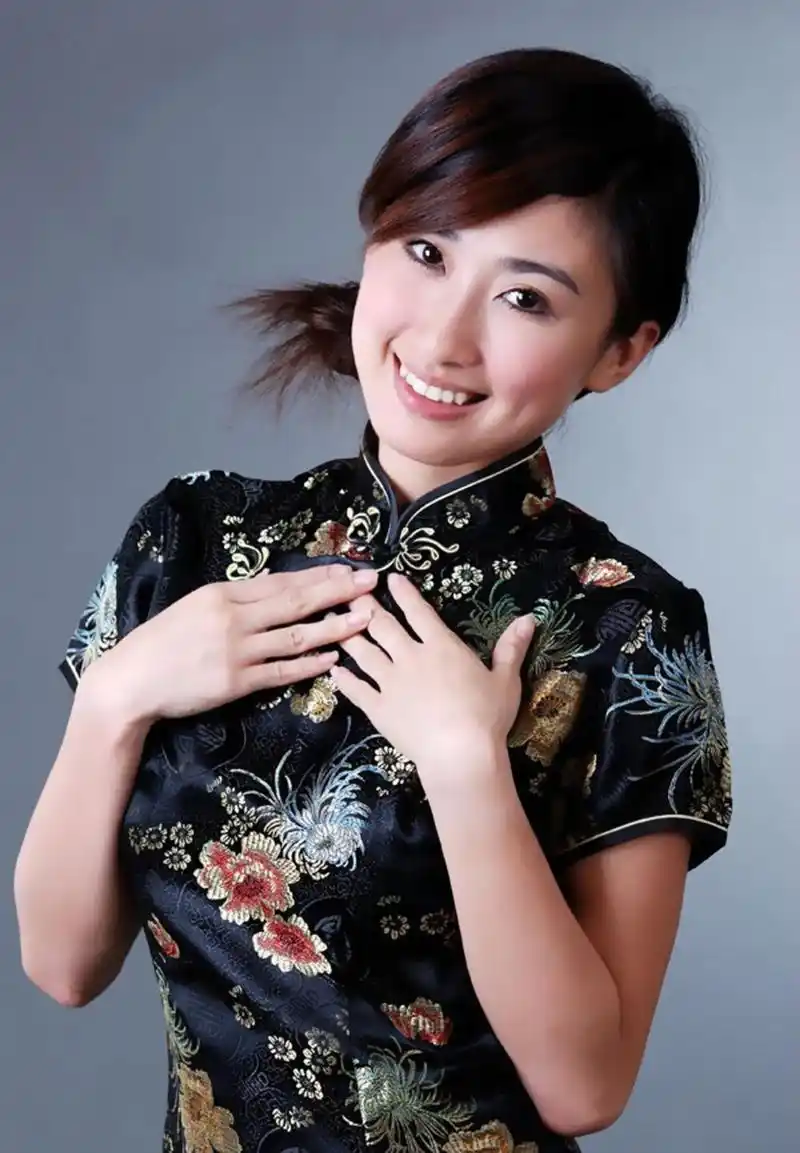 青春靓丽,旗袍佳丽