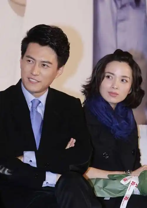 靳东妈妈正面照曝光!