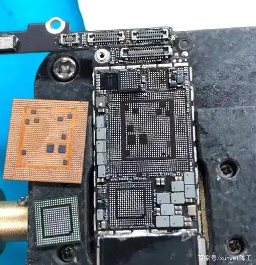 iphone8p手机扩容失败导致无法开机,遇到这种主板要注意!