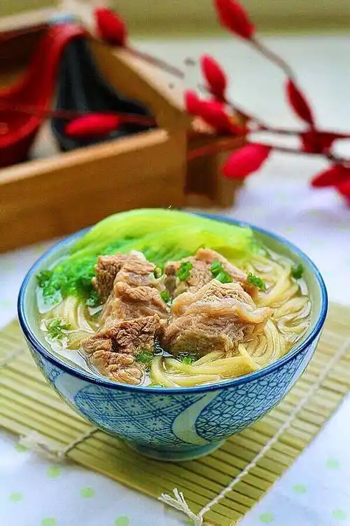 清汤牛肉面