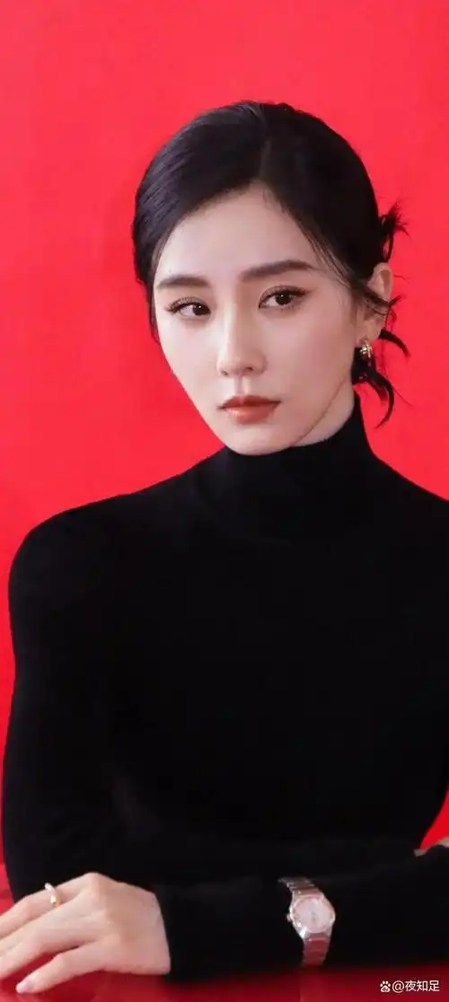 刘诗诗的外表和演技吸引观众并获得认可的事实,然后描述她对生活的