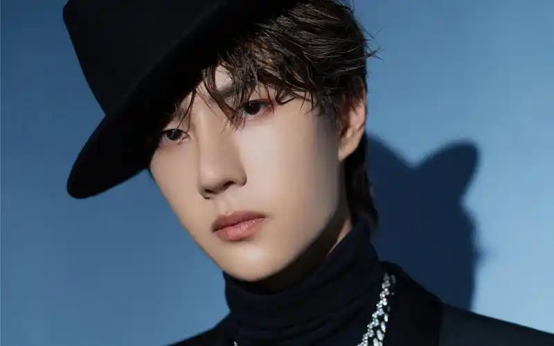 博君一肖,高清壁纸图片,大陆明星-回车桌面