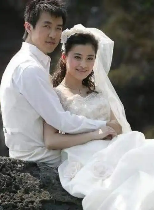 梅婷现任70岁老公曾剑个人资料