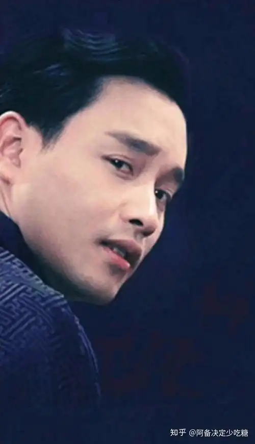 上最媚的回头,最靓的面孔,最温柔的眼神,最让人难以忘怀的哥哥-张国荣