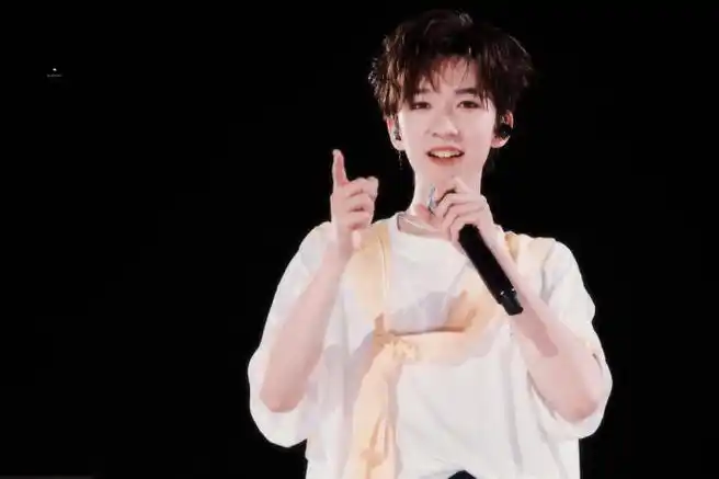 贺峻霖理想之途演唱会