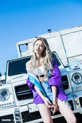 exid全新单曲《明天再说》高清写真上线 安喜延红发吸睛安孝真霸气