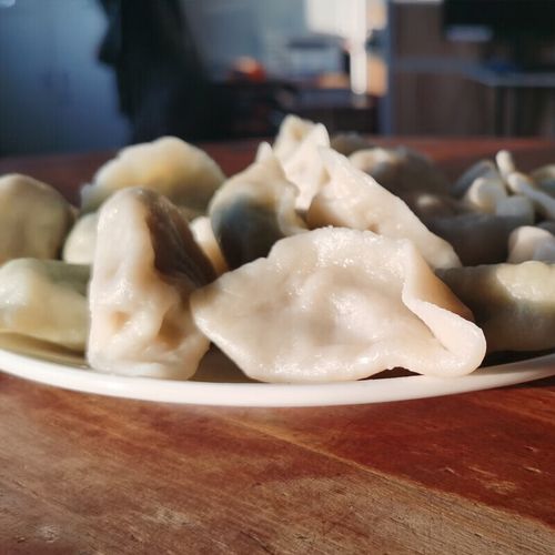 虎钢馋饺子东北水饺农家纯手工自制现卖现做酸菜芹菜肉素馅饺子 酸菜
