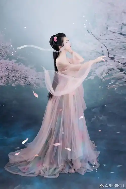 古装# 仙女@是个蜗牛ll 摄.