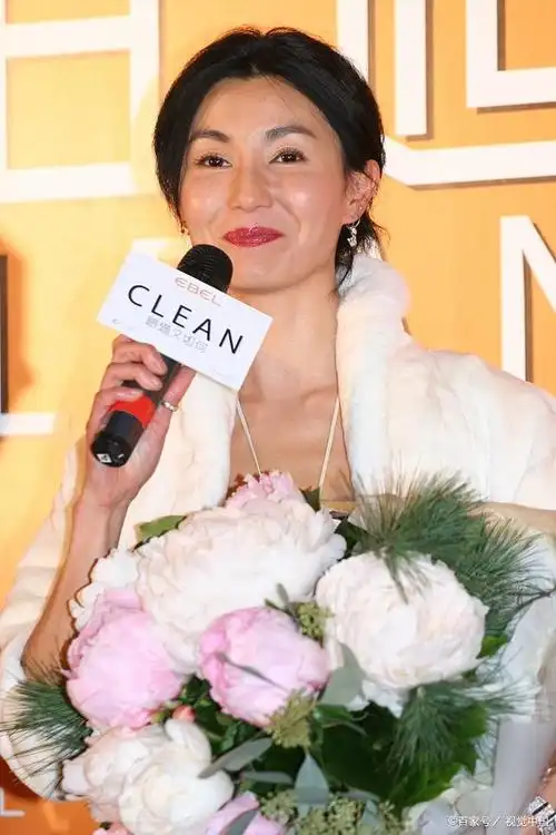 张曼玉是华语电影的传奇,参演了《旺角卡门》,《阮玲玉》,《花样年华