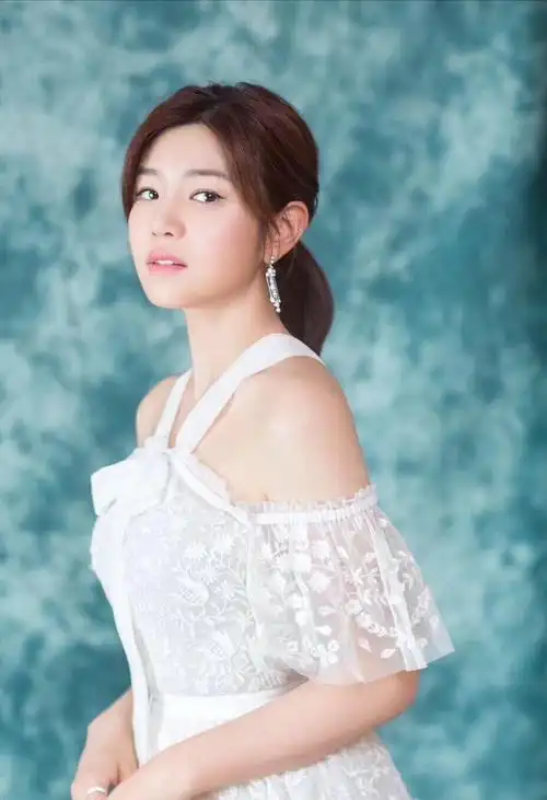 陈妍希(中国台湾女演员,歌手)_石塘网