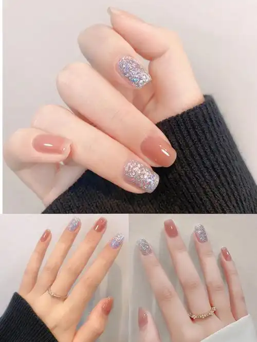 看着可爱的指甲盖子就有好心情[哇r]
get充满色彩的童趣美甲97