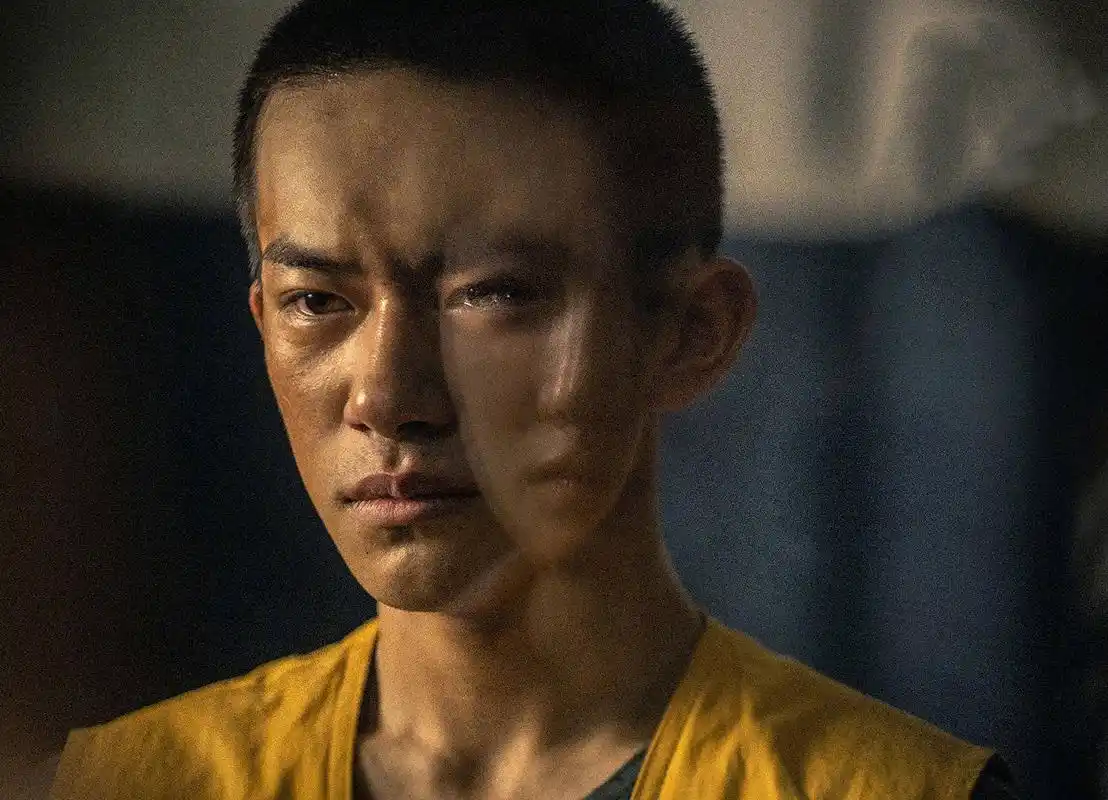 易烊千玺和周冬雨寸头碾压l明星,《少年的你》让千玺不火才怪!