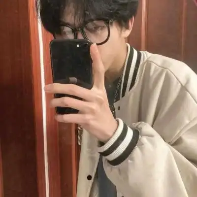 林鲸落/风格真人男生头像.