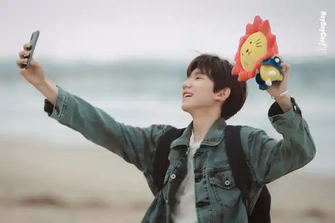 王源哥哥带着莱阳在洛杉矶游玩当爸爸的人也充满少年感 青春气息溢满