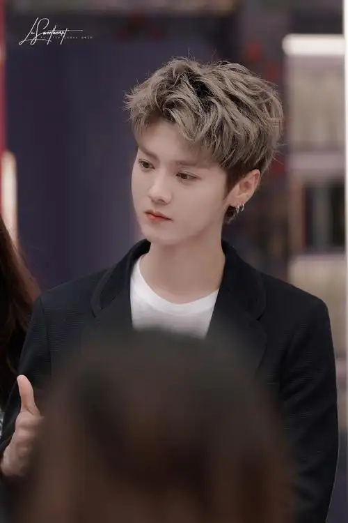 gucci品牌代言人鹿晗