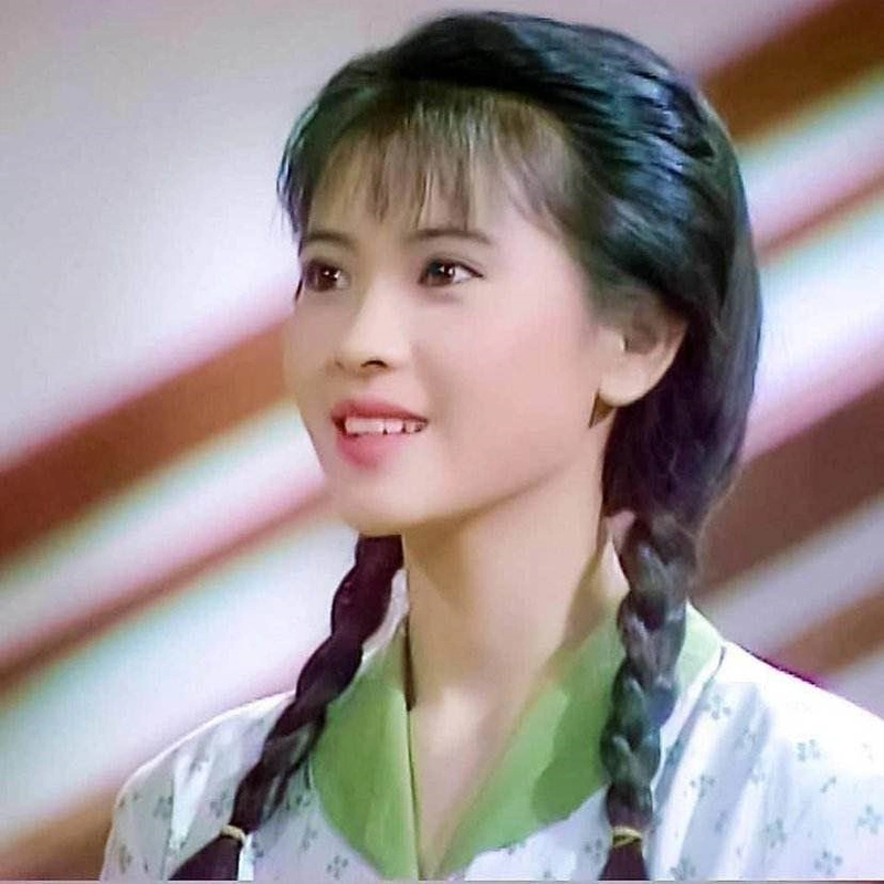 蓝洁瑛:年轻时靓绝五台山,55岁猝死家中,美貌为她带来多少伤痛