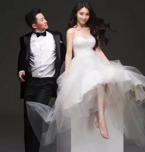 谢楠:嫁给吴京7年生两子,甘愿做他背后的女人,活成人生大赢家