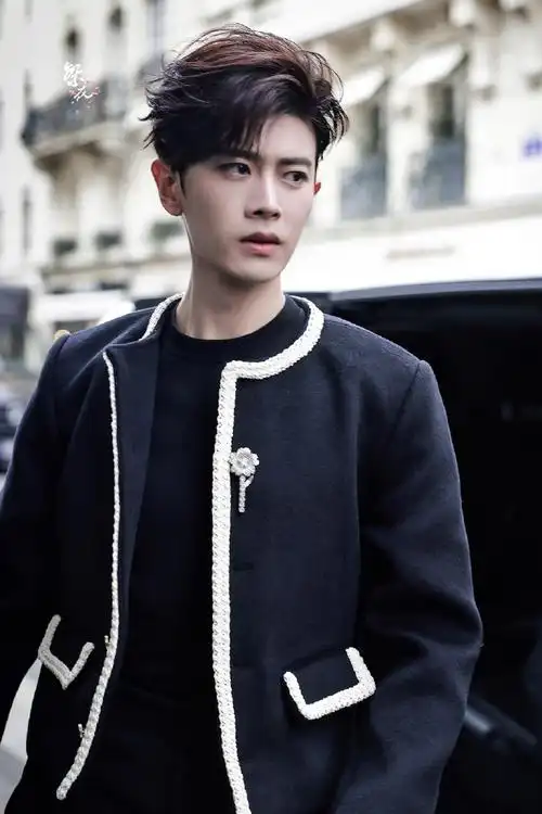 巴黎时装周##任嘉伦巴黎时装周