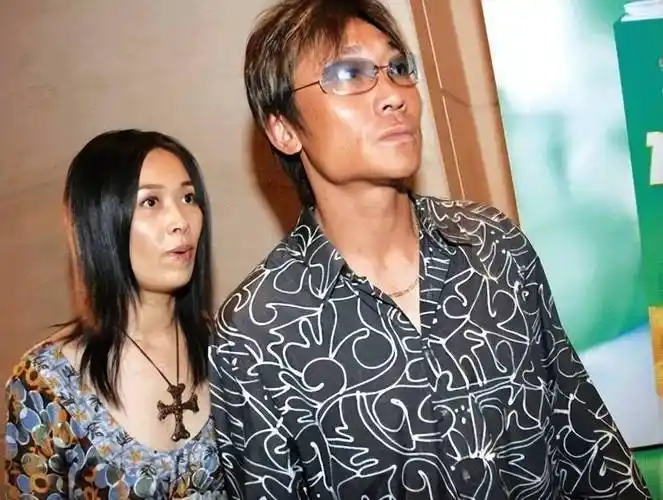 那英和高峰分手后带着儿子嫁给孟桐如今生活怎样了