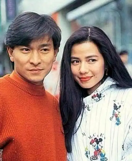 刘德华和钟楚红,两人当时都是颜值巅峰吧!