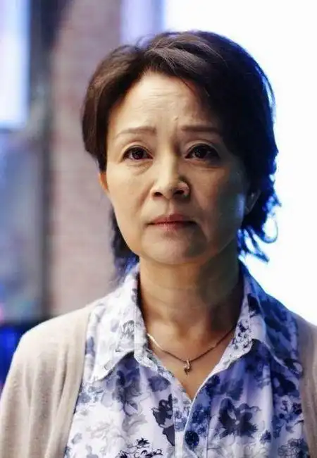 妈妈专业户刘莉莉:31岁出道,演了30年中老年妇女,演技始终在线|演员