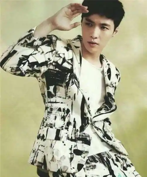 原创exo主打曲tempomv公布张艺兴镜头太少引发热议