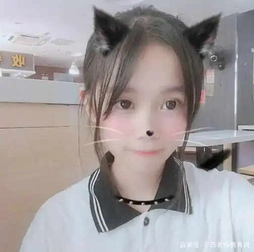 初中女生自认为很时髦的"3"个行为,实则很讨厌,男生都不喜欢