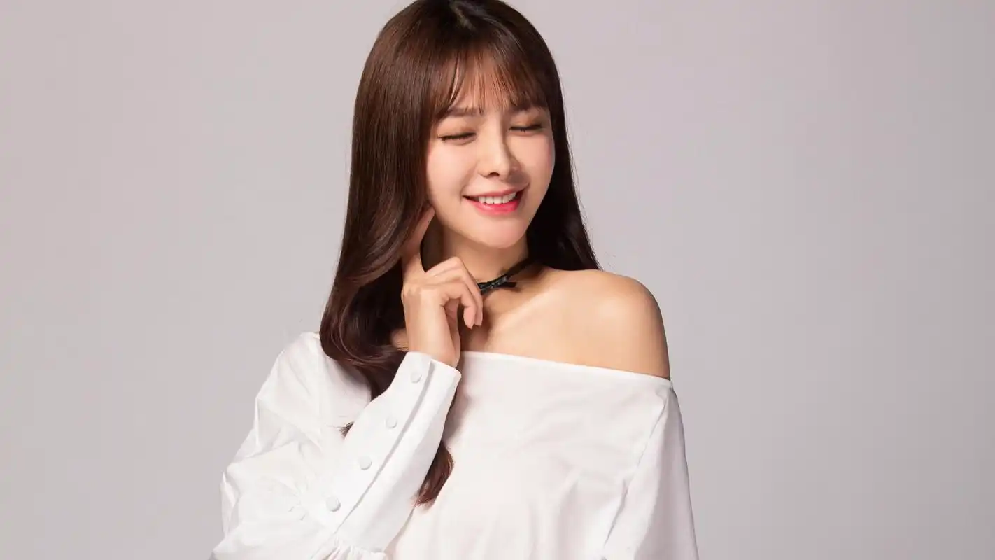 美女明星沈梦辰壁纸图片合集