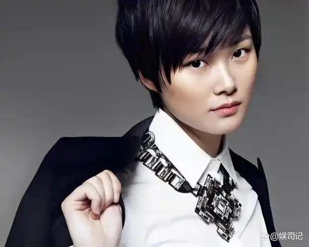 38岁的李宇春,不恋爱不结婚,坦诚地自曝患病,图了个什么?