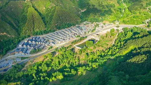 河北阜平骆驼湾村
