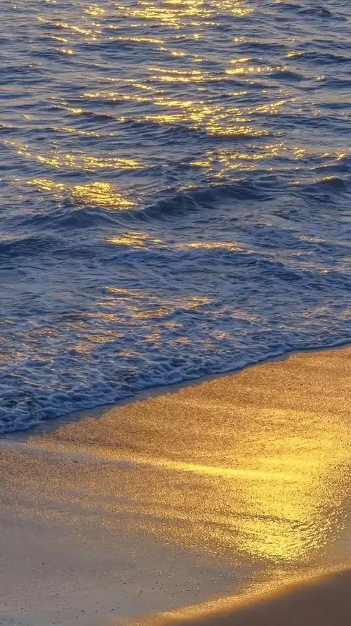 请问可以推荐一些高清关于大海的壁纸吗