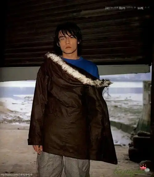 这一组周杰伦超级珍贵老照片,太有回忆感…收藏!__财经头条