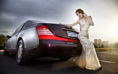 奢华名车与车模美女,高清图片,电脑桌面-壁纸族