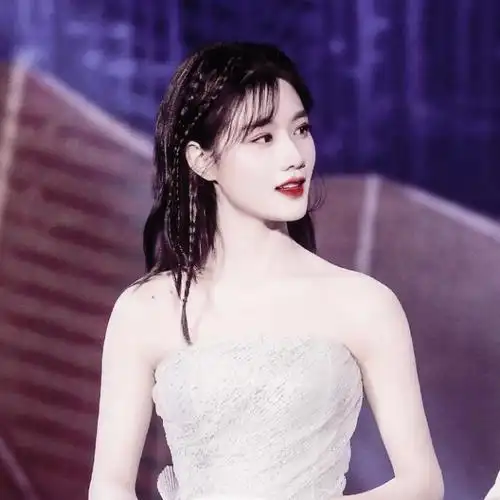 陈意涵estelle头像二传注明dt陈然 qq748637526