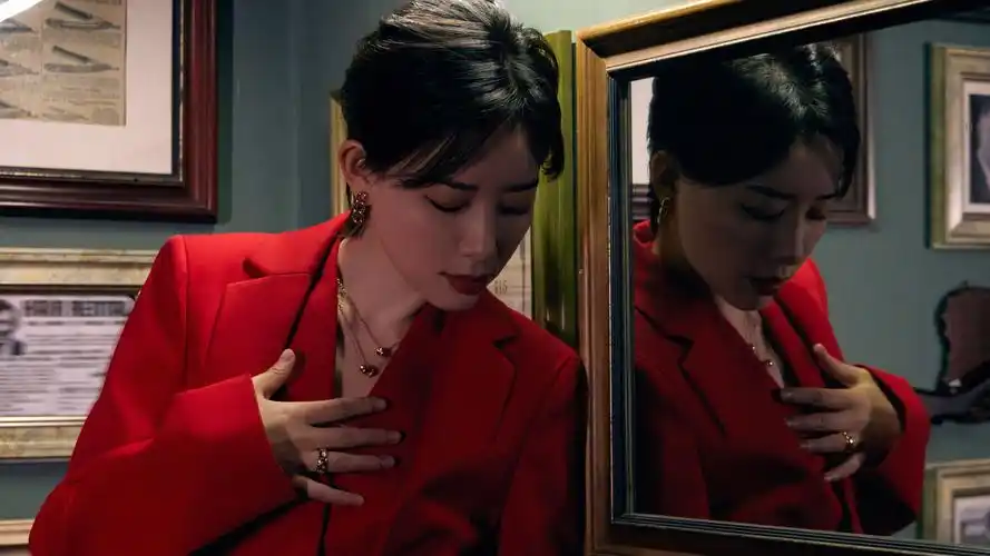 李斯丹妮时尚写真图片壁纸